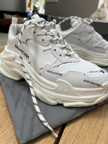 Balenciaga triple sneaker - s,