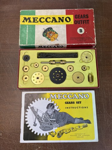 Vintage meccano gears - vintage,