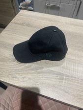 Gucci Unisex Baseball Cap with subtle GG motif