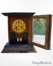 Mantel clock, likely of German