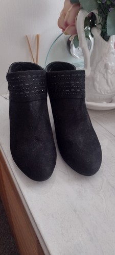 Size black faux - 8, uk