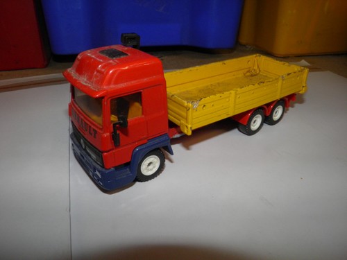 Siku renault truck diecast - siku,