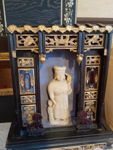 Tibetan shrine - ,