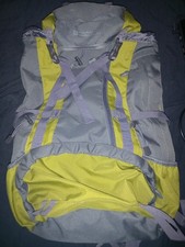 Mountain Warehouse Ventura 40L Rucksack Green & Grey