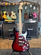 Squier Standard Stratocaster Red burst 2016 Electric Guitar