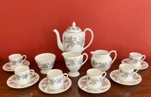 Stunning vintage wedgwood - stunning,