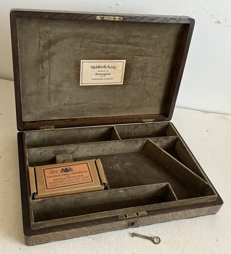 Antique case take webley - case, a