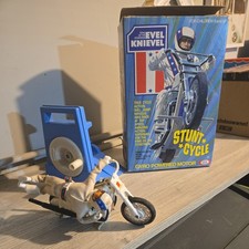 EVEL KNIEVEL STUNT CYCLE