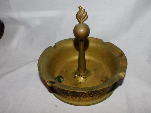 Vtg ww2 1942 brass trench - , art