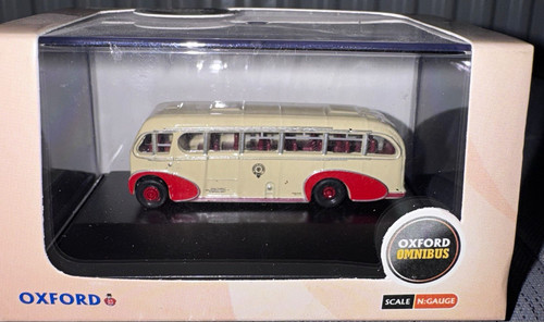 Oxford omnibus wallace - wallace, arnold