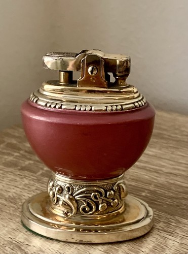 Vintage ronson leona - vintage, table