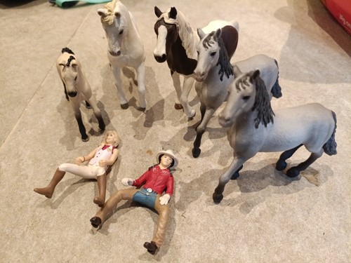 Schleich horse and foal - foal, figure