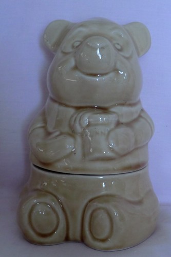 Winnie the pooh cookie - pooh, jar