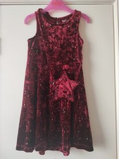 Nutmeg Girl burgundy red