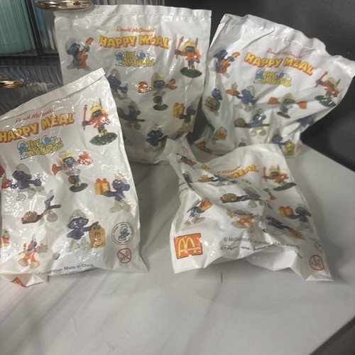 1998 mcdonald smurfs - mcdonald’s, happy