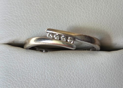 9ct white gold diamond - 9ct,