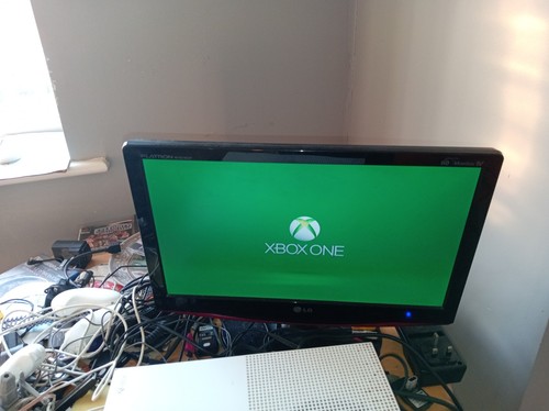Xbox one white - one, 500gb
