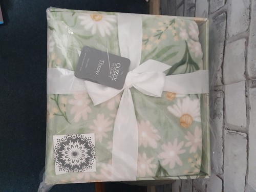 New gift box cozee - cozee, home