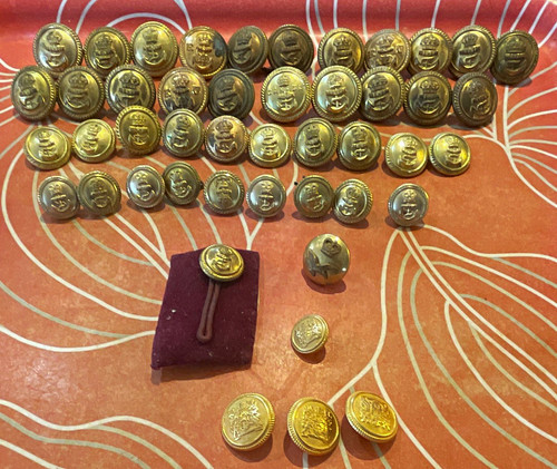 Vintage gold metal military - metal,