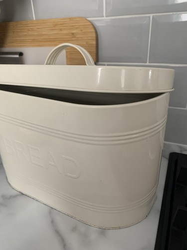 Vintage style metal bread bin - metal,