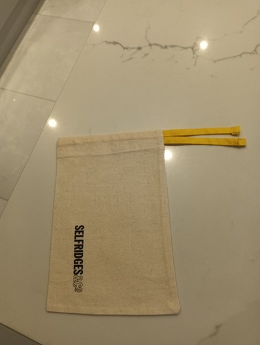 Selfridges small dust - &,