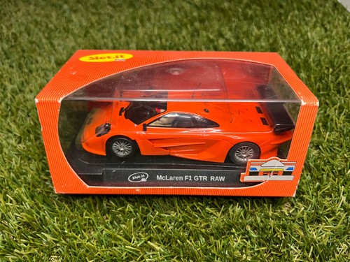 Slot mclaren gtr raw - f1,