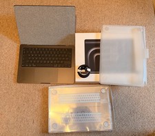 MacBook Pro 14” M5 16GB