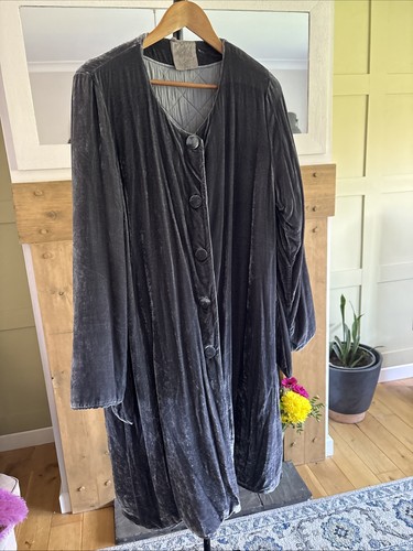 Velvet coat from - of, xile