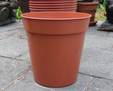 Richard Sankey Bulwell Brown Plastic Flower Plant Pots 9" 230mm New Old Stock