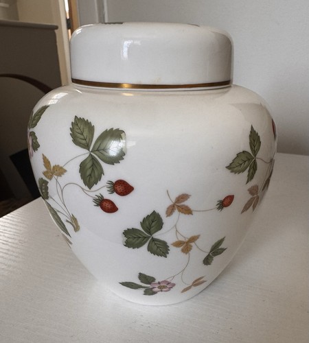 Wedgwood wild strawberry - wedgwood,