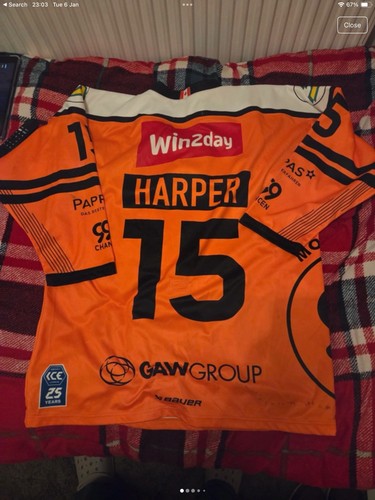 Game worn hockey jersey - worn,