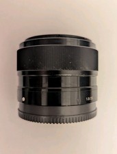 Sony E 35mm f/1.8 OSS Lens
