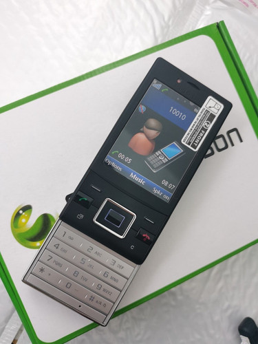 Sony ericsson hazel - hazel, j20