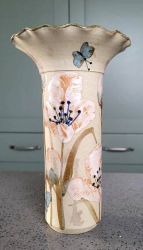 Newton studio pottery - l,