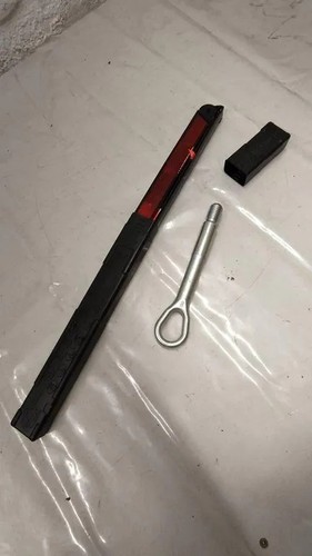 Mercedes benz amg c190 - mercedes-benz, tool