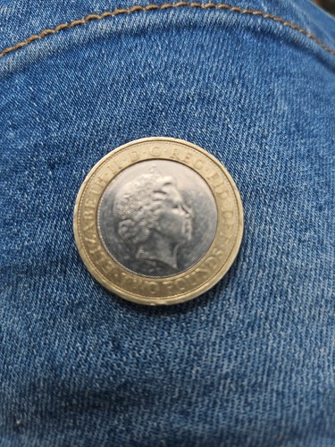 Queen elizabeth 2 - queen, pound