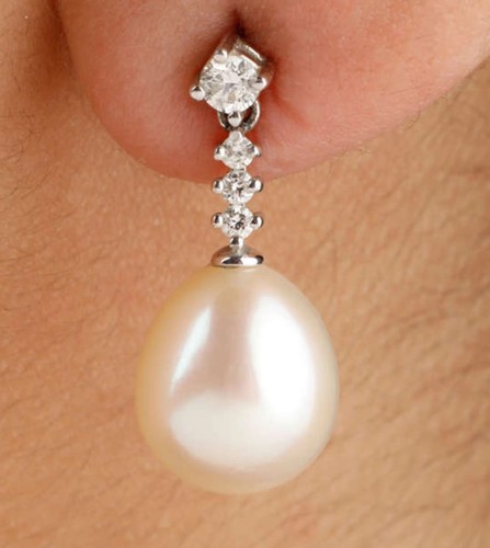 18ct gold cultured pearl and