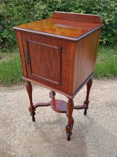 Gorgeous edwardian mahogany - gorgeous,