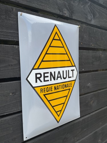 Renault enamel sign - ., showroom