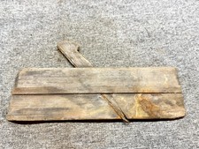 ANTIQUE WOODEN HAND PLANE