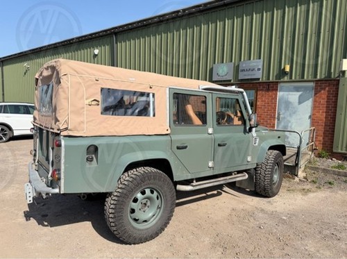Land rover defender 110 - land,