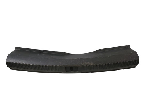Rear trunk sill - rear,