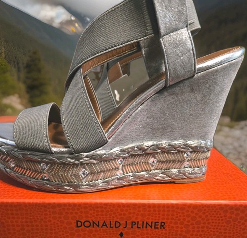 New donald pliner women - *new*donald, women's