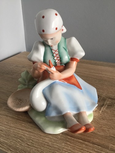 Zsolnay pecs hungary figurine - zsolnay,