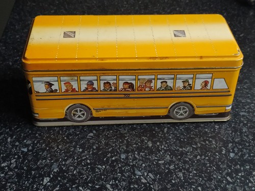 Cadburys fingers yellow bus - fingers,