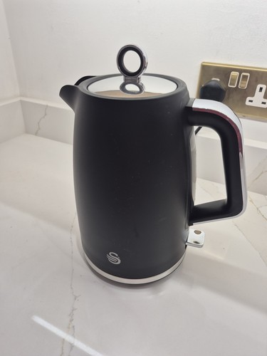 Swan serenity kettle - swan,