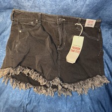 Fashion That Fits Cut Off