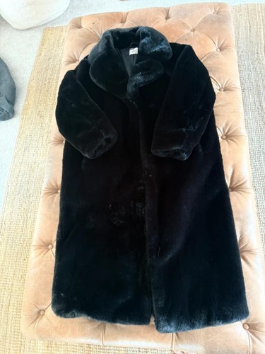Woman black faux fur - woman,