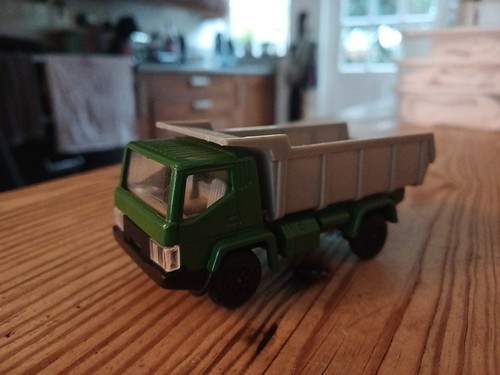 Dinky bedford tipper - dinky, tl