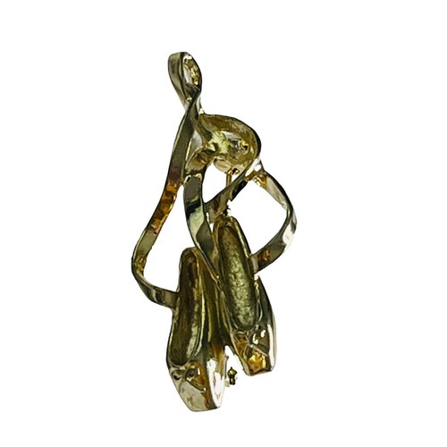 Signed chacott pendant brooch - signed,